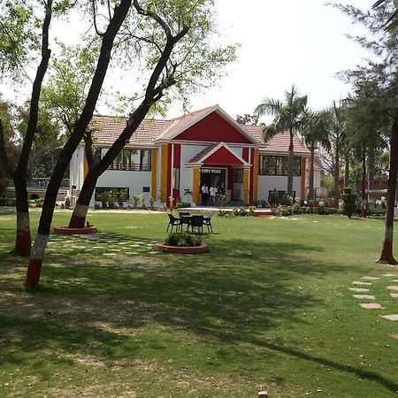 Sanjay Motels I Pvt Ltd Pura Raghunath ภายนอก รูปภาพ