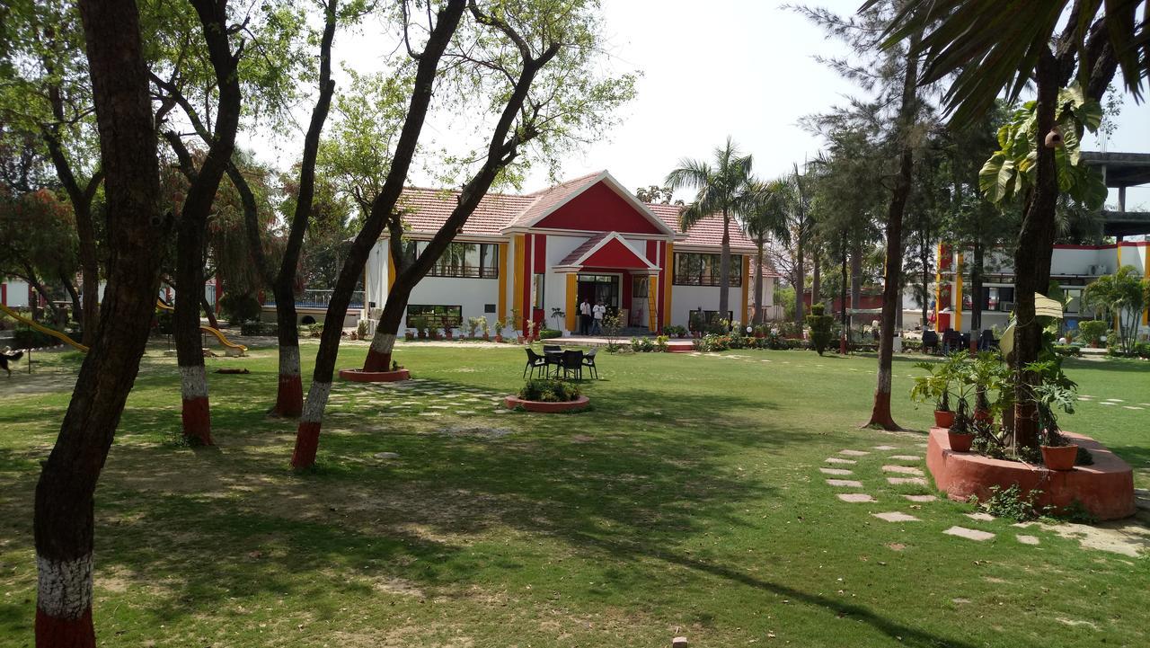 Sanjay Motels I Pvt Ltd Pura Raghunath ภายนอก รูปภาพ